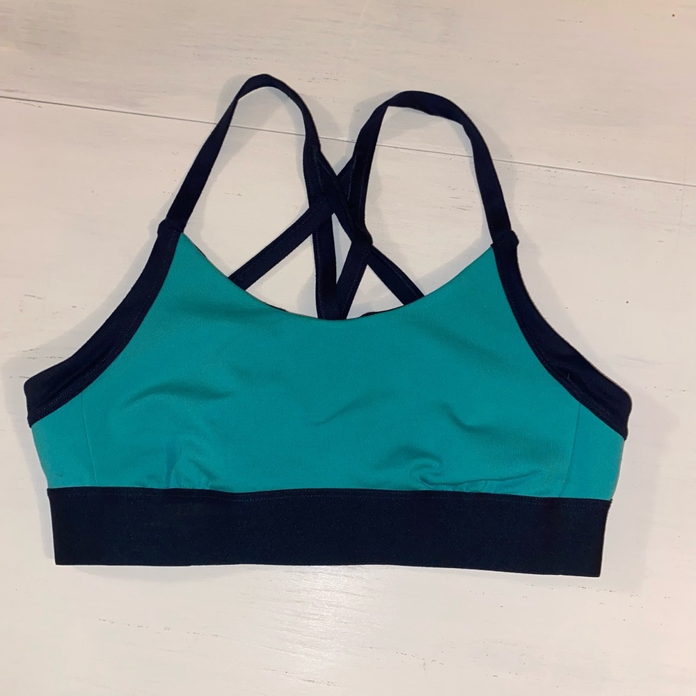 North face sports bra